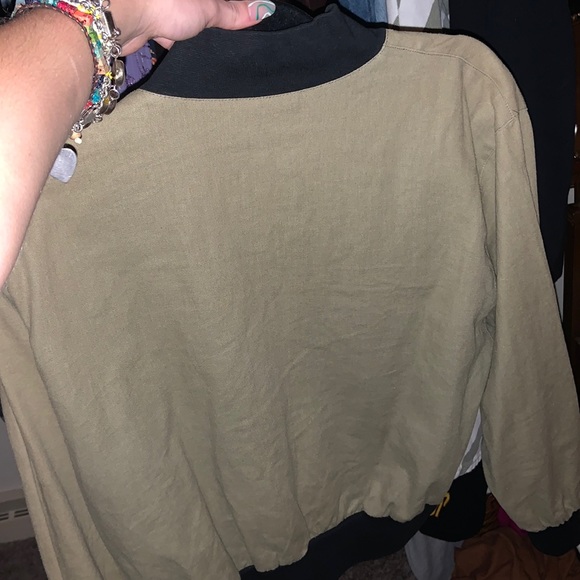 Green jacket - Picture 3 of 3